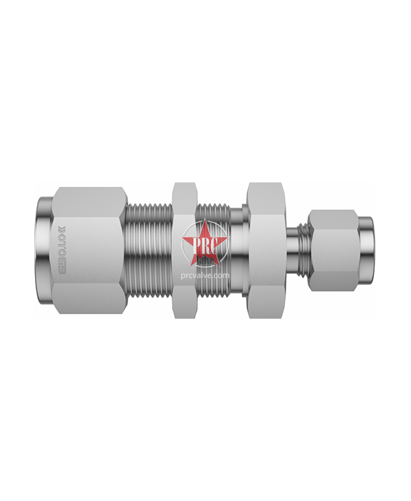 Ferrule straight-through reducer through plate fitting