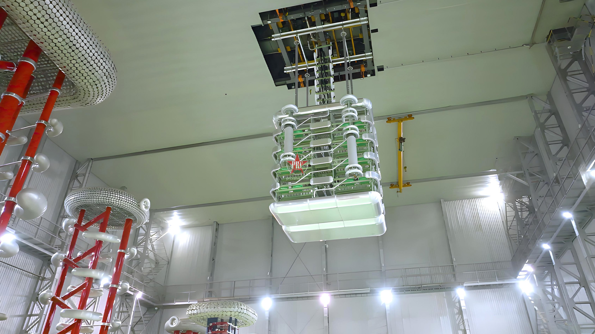 国家电网全球首台±800千伏/800万千瓦可控换相换流阀入选央企十大国之重器